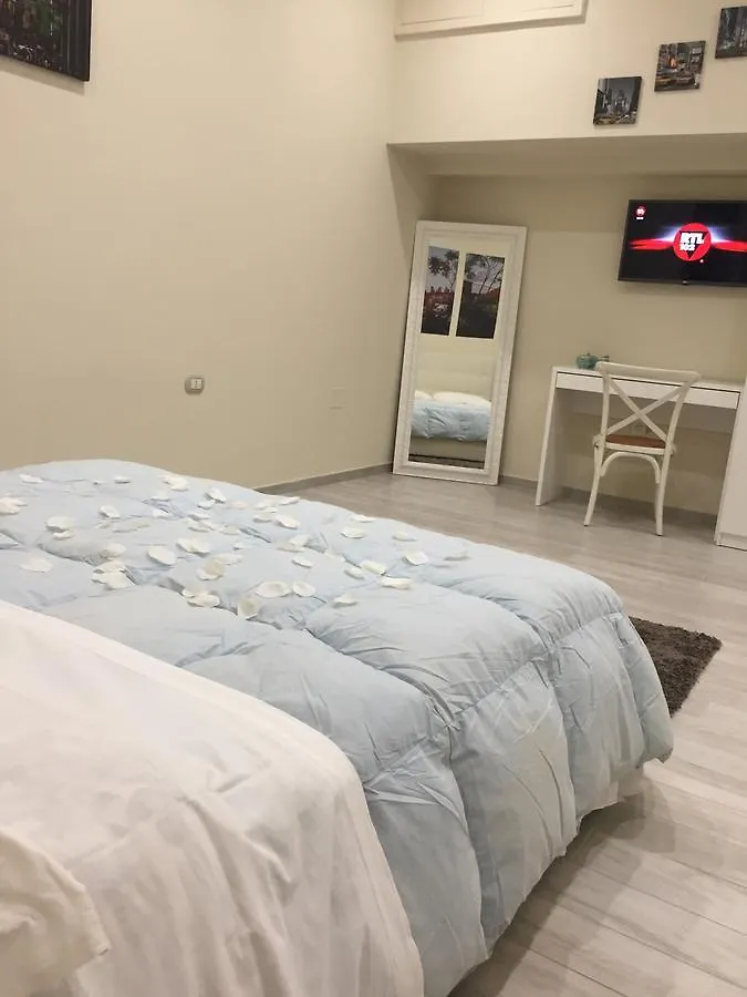 Morra'S Home Naples Bed & Breakfast
