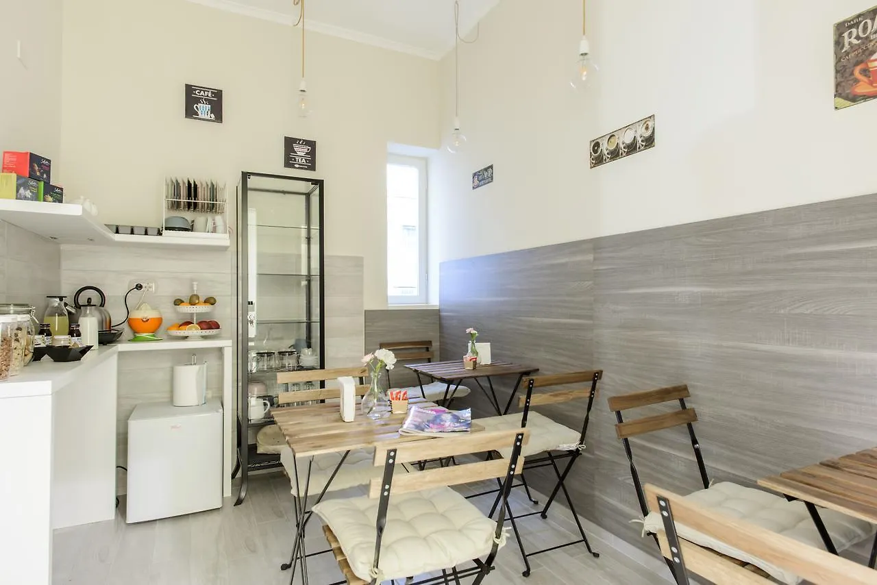 Morra'S Home Napoli Bed & Breakfast