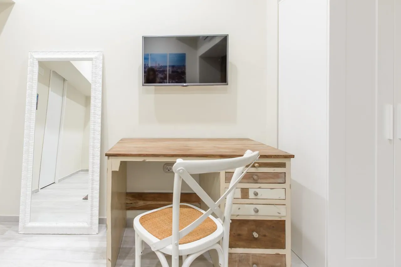** Bed & Breakfast Morra'S Home Napoli Italia